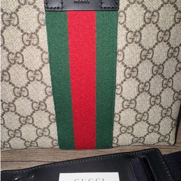 Gucci Beige and Black Messenger Bag with Red and Green Stripe - Picture 2 of 10